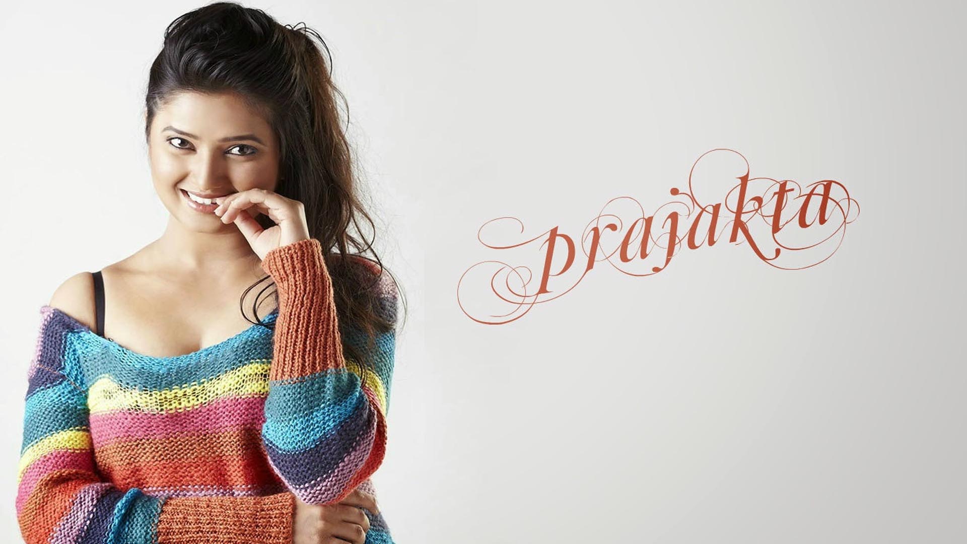 Prajakta-Mali-in-hot-dress